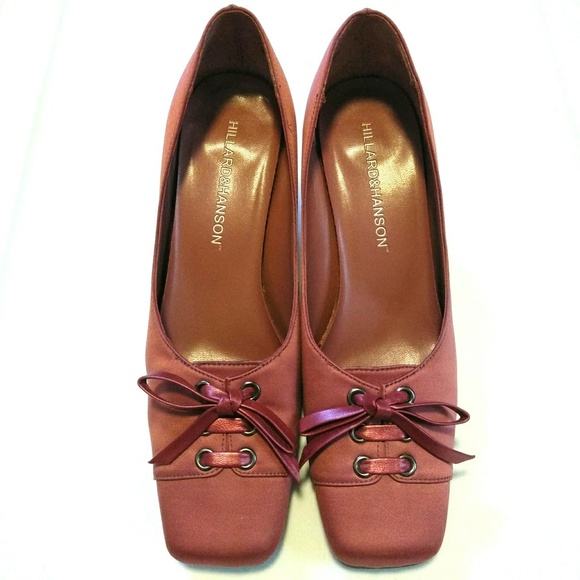 Hillard & Hanson Shoes - 4/$20 HILLARD & HANSON ◾ Women Shoes